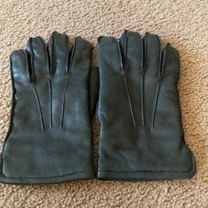 LL Bean deerskin gloves